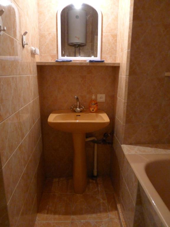 Meidani Guest House Тбилиси Стая снимка